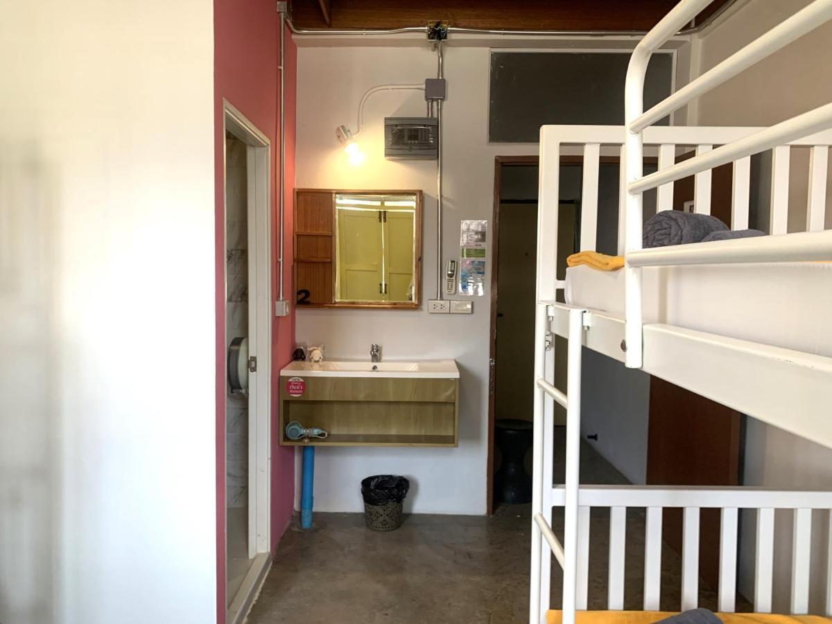 Sleep Sheep Phuket Hostel Sha Exterior foto